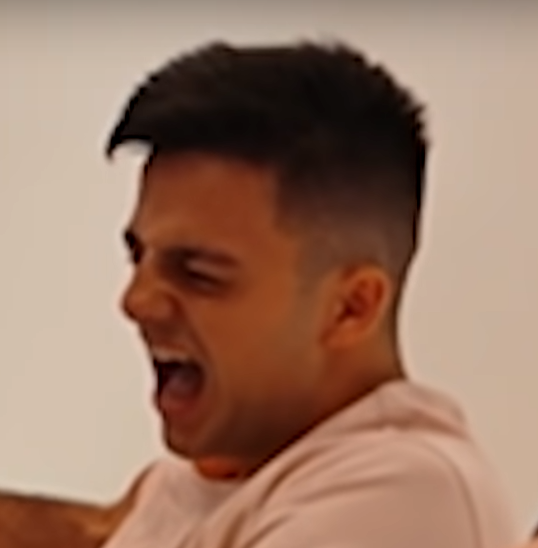 TheGrefg's tweet photo. Mi comunidad: "Juega al Poppy Playtime, será divertido"

Yo todo el juego: https://t.co/4zYnreXoh2