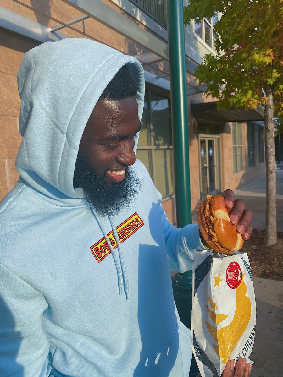 Today on #NationalFriedChickenSandwichDay I'm proud to commit to Team <a href="/churchschicken/">Church’s Chicken</a> ⛪️🐔 This Bacon Chicken Sandwich is a must try! Just might be the best in the game 😋💪🏿 #ChurchsPartner