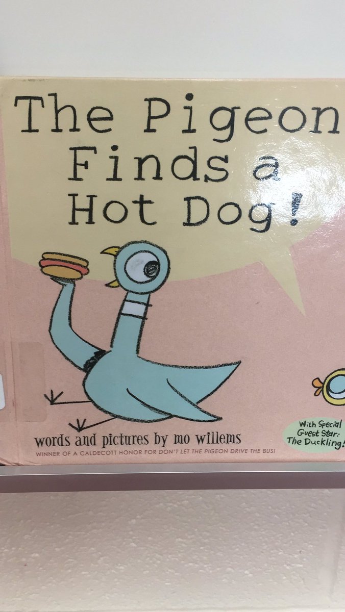 mrshueysclass's tweet photo. We used @nearpod field trips to show point of view and @The_Pigeon to defend our view on... should we eat hot dogs for Thanksgiving? @HayshirePOWER @sthomascysd https://t.co/QbPiZPBT47