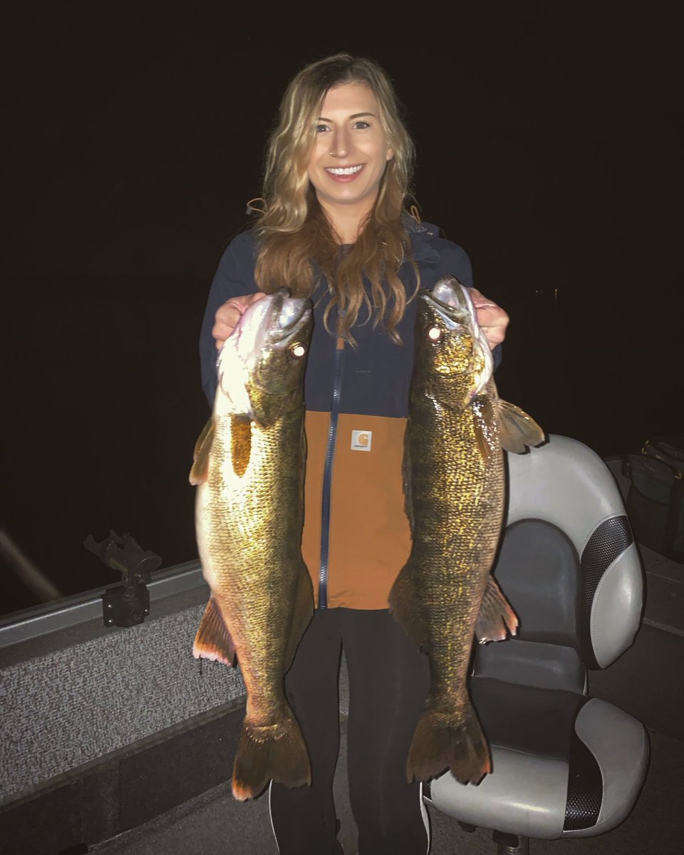 OutdoorsAlexa's tweet photo. Two for Tuesday, what’s your favorite species to double up on?! No surprise here for me it’s walleye 🙌🏼 @Carhartt #lakechamplain #vermont #vt #vermontfishing #doubledup #catchandrelease #Yellowstone #whatgetsyououtdoors #whyifish #CarharttWIP #trophytuesday https://t.co/JfHpkGCvRa