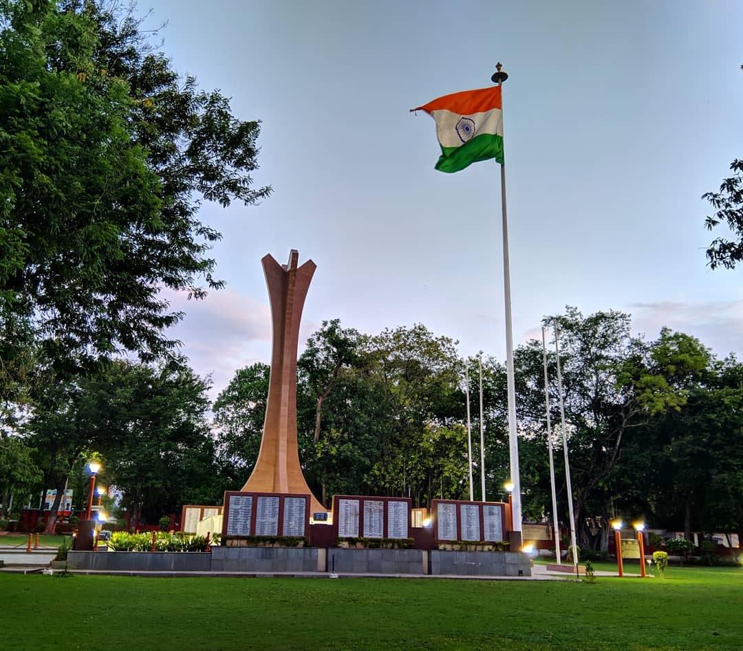martinet_c_'s tweet photo. Hi @PRODefPune 
🙏🏼 Plz update your profile picture with better quality pics of Pune War Memorial.
These are mine, u can use them. https://t.co/HM2PiLJVvf