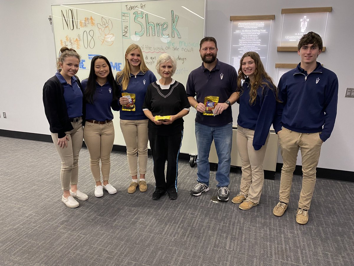 TMPStuco's tweet image. Congrats to the Monarchs of the Month! Staff/Faculty: Carol Feauto, Teacher: Mr. Grizzell, Student: Whitney Befort