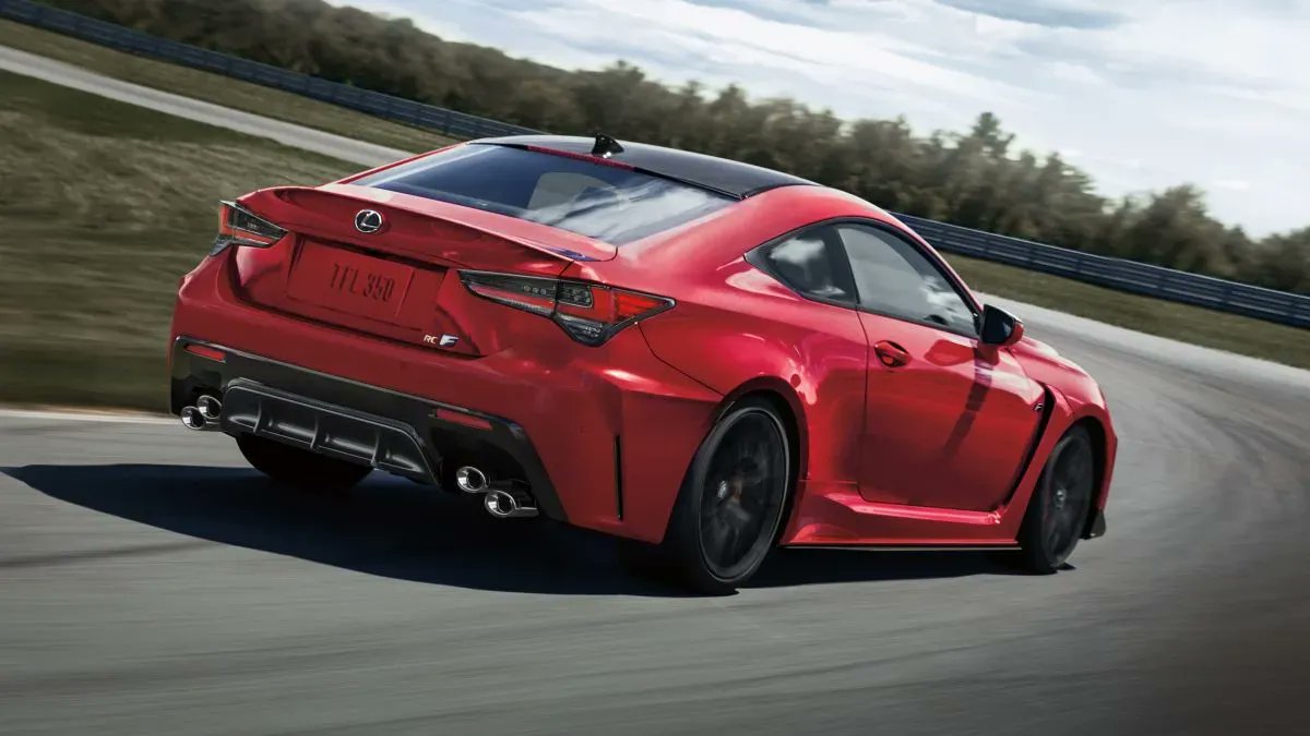 LexusiaNews's tweet image. What the F? Lexus expands, clarifies F and F Sport sub-brands.
buff.ly/3kk5ndi  #Lexus #LexusF #LexusFSport