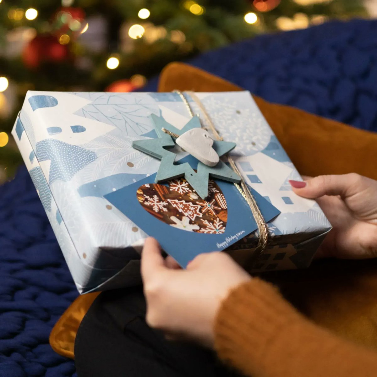 Collect all those moments for the perfect #Christmas gift 🎁

🎅🎄 Right now you can get 10 FREE Christmas Cards when ordering your gifts! Claim yours at checkout*. Download or app or head to journiapp.com to get yours.

*Minimum spend applies