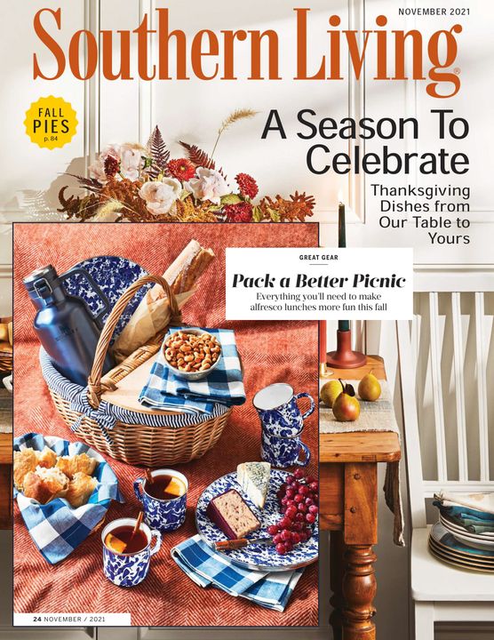 GoldenRabbitUSA's tweet photo. Great new article in this months Southern Living Magazine with our Cobalt Swirl dinnerware. https://t.co/n0TnCsgA3K