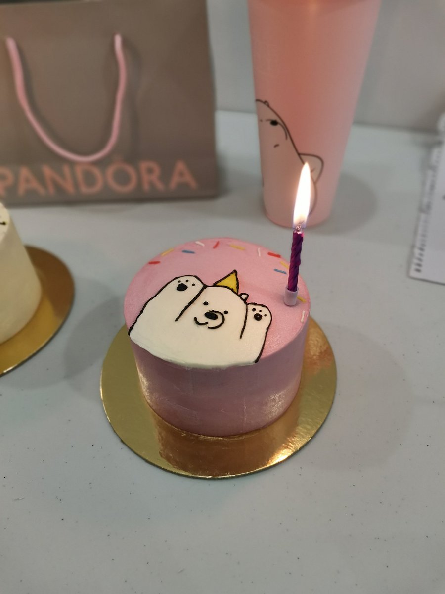 MN_14x's tweet photo. It’s my Birthday 🥺🥳 https://t.co/YfeaF2vkgr