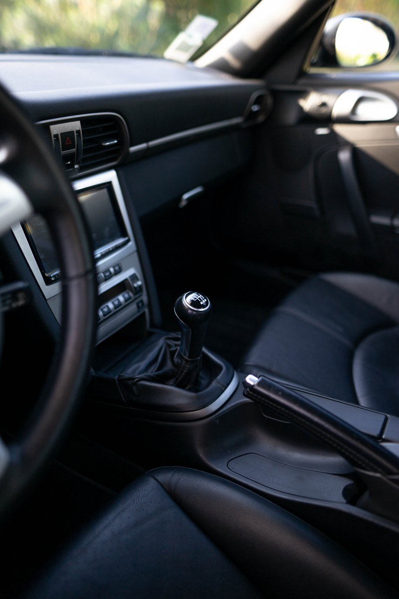 roadstr_'s tweet photo. Hey les Porschistes ? Vous êtes plutôt boite méca ou PDK ? 👀 👉 https://t.co/QNrfnURMmU

#porsche #porsche911 https://t.co/myv4ZL1xRH