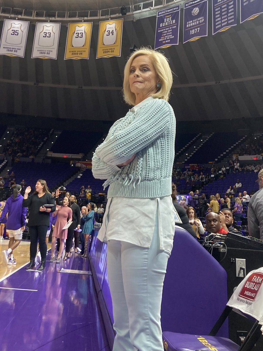 JacquesDoucet's tweet image. Mulkey. Game one. @LSUwbkb #LSU