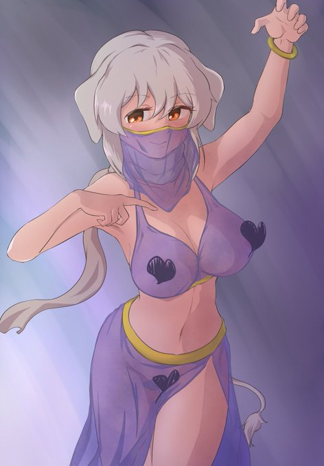 スケスケダンスコスチュームで踊るインドゾウ 