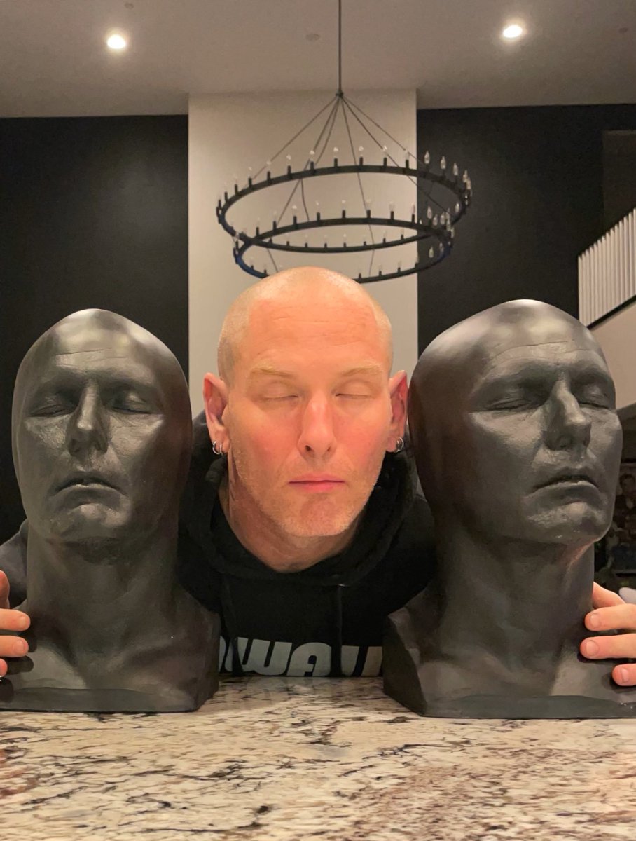 CoreyTaylorRock's tweet image. GOD DAMNIT I’M GROWING IT BACK!! 😂