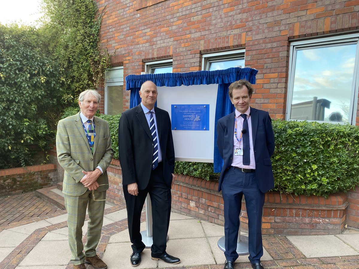 A huge thank you to Sir Steve Redgrave for officially opening Saffron House, our new South Bucks community mental health hub ⁦@OxfordHealthNHS⁩, today in Wycombe 👏👏👏