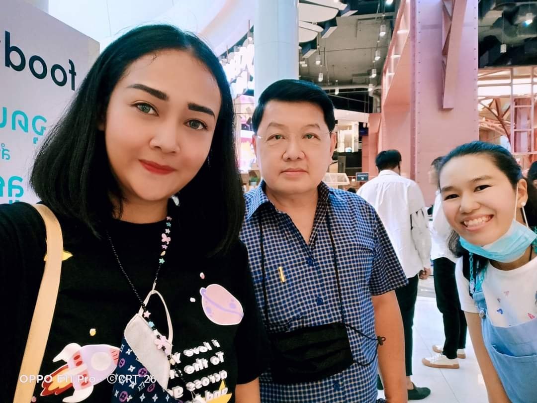 Aom_Charinthip's tweet photo. ป๊าน่ารัก ♥️ (วันนี้เมื่อปีที่แล้ว)🎉
#ดูหนังกับคริส ♥️😍
#MyRhythmEvent
#KristPerawat https://t.co/8TbmzzRfKy