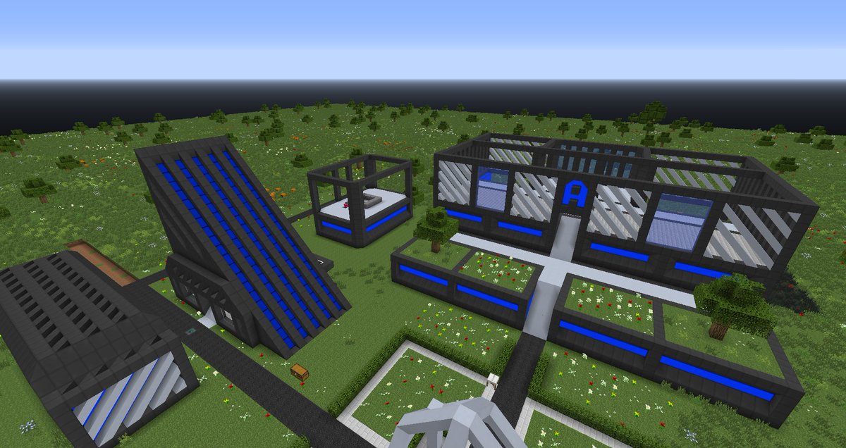 AlexPlaysGames7's tweet photo. You thought I was dead, of course not, just letting #GregTech take over my life, first real end game base is being built! #Minecraft #GTNH https://t.co/RVb1fDdFHf