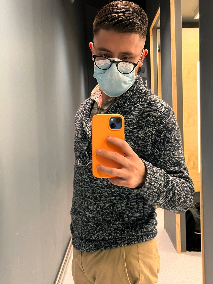 dialan_og's tweet photo. Tengo la costumbre de tomarme fotos en los vestidores que fabricamos https://t.co/frInAb4bLq