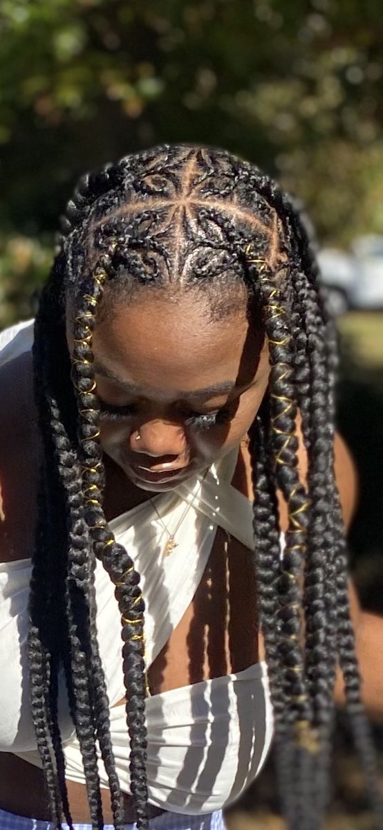 tde910's tweet photo. Shoutout to @emt2001_ come support the best troupe all week! You can catch us at 12, 1, or 5 in the breezeway🥰 #wssu https://t.co/9FLRH5N0IT