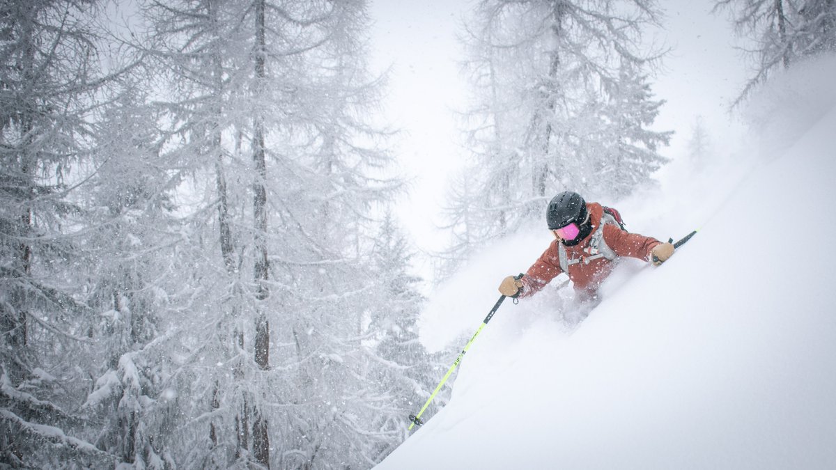 Are you dreaming of the slopes?  We are expecting the latest snow fall on record across the front range, but we can still dream right?  What is your favorite mountain to hit?
