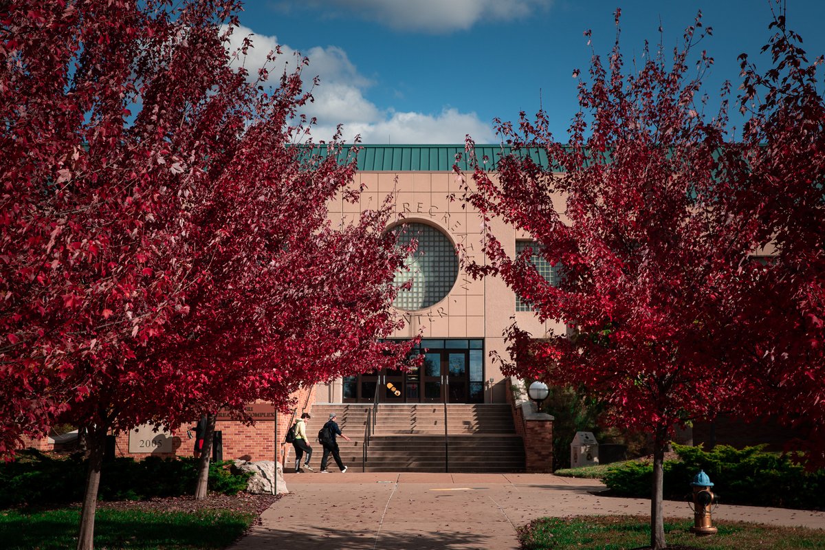 Mizzou's tweet photo. #ItsRedSeason at #Mizzou ♥️ https://t.co/1WiVy0d6bW