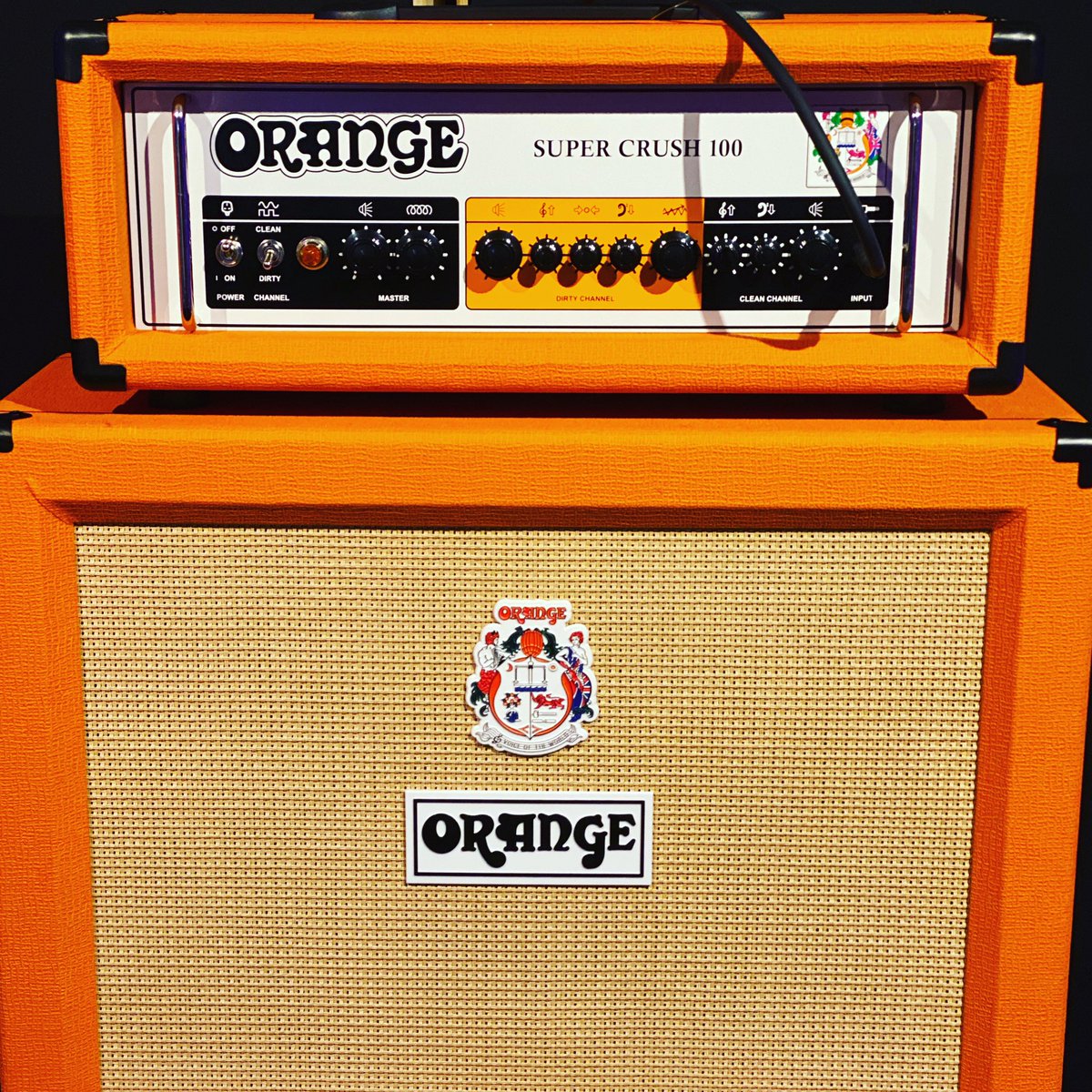 The beast! <a href="/OrangeAmps/">Orangeamps</a> Super Crush 100 sounding huge <a href="/CitySoundStudi0/">City Sound Studios</a> videos of me putting it through its paces, dropping soon!
#orangeampsrock #orangeamplifiers #orangeamps #orangeamplification #guitaramp #guitaramps #guitarist #guitaristofinstagram #ownthetone
