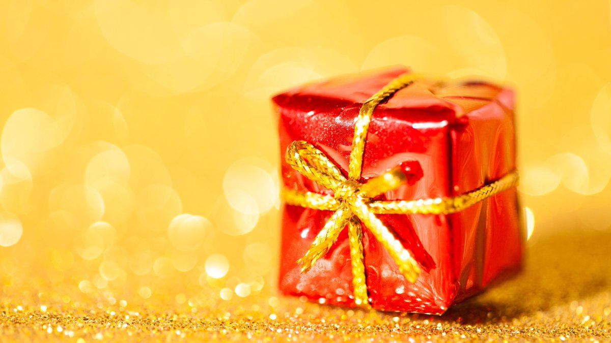 scstatelibrary's tweet photo. Give yourself a good state of mind before the holiday rush begins. Join tomorrow afternoon's Flash Talk to help monitor mental health, curb thefts in your library, and discover kid-friendly books that make great gifts. #SCSLWebinars https://t.co/hNyQ3W7Fuy https://t.co/5heteerhrE