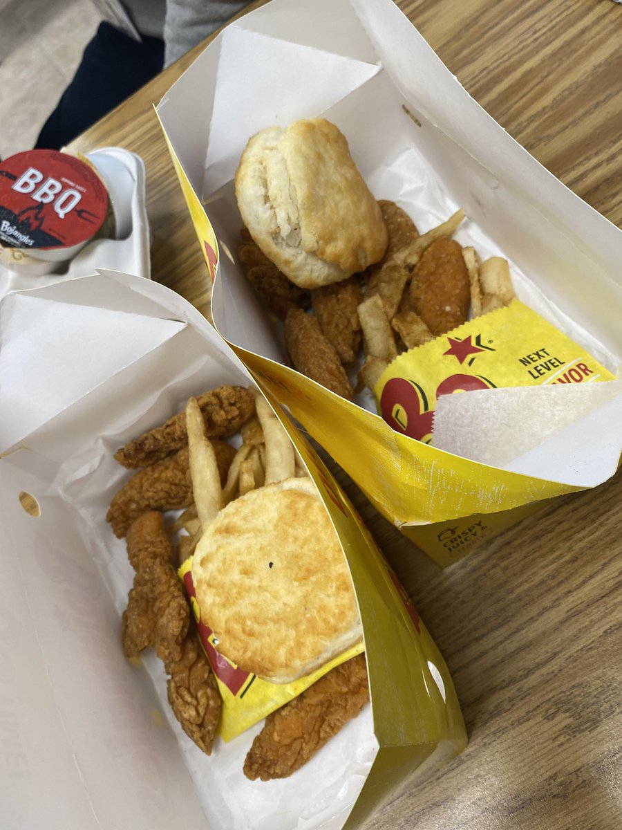 MarkJay_'s tweet photo. @bojangles can you explain this ?? $17.18 worth of ? Smh I’m upset https://t.co/yBeg2ud7VZ