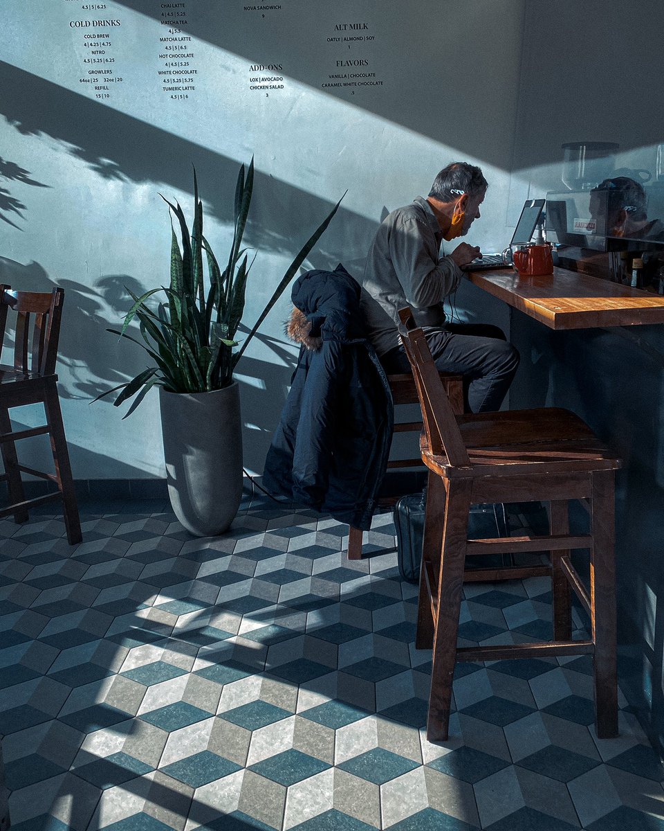 _AlexDCruz's tweet image. A cup of warm light please.