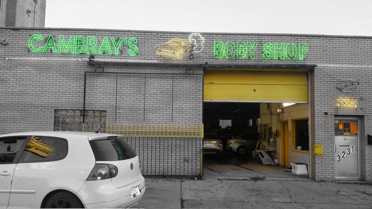 HectorACambray's tweet photo. Huge thank you to our friends and family from Cambrays Auto for the coats that we are collecting for Irma Ruiz . If you ll like to get involved please reach out! #community #LetsMakeDaWorldAWarmerPlace #ChicagoSouth #Beastmode #MobCode https://t.co/wYRQFWReSO