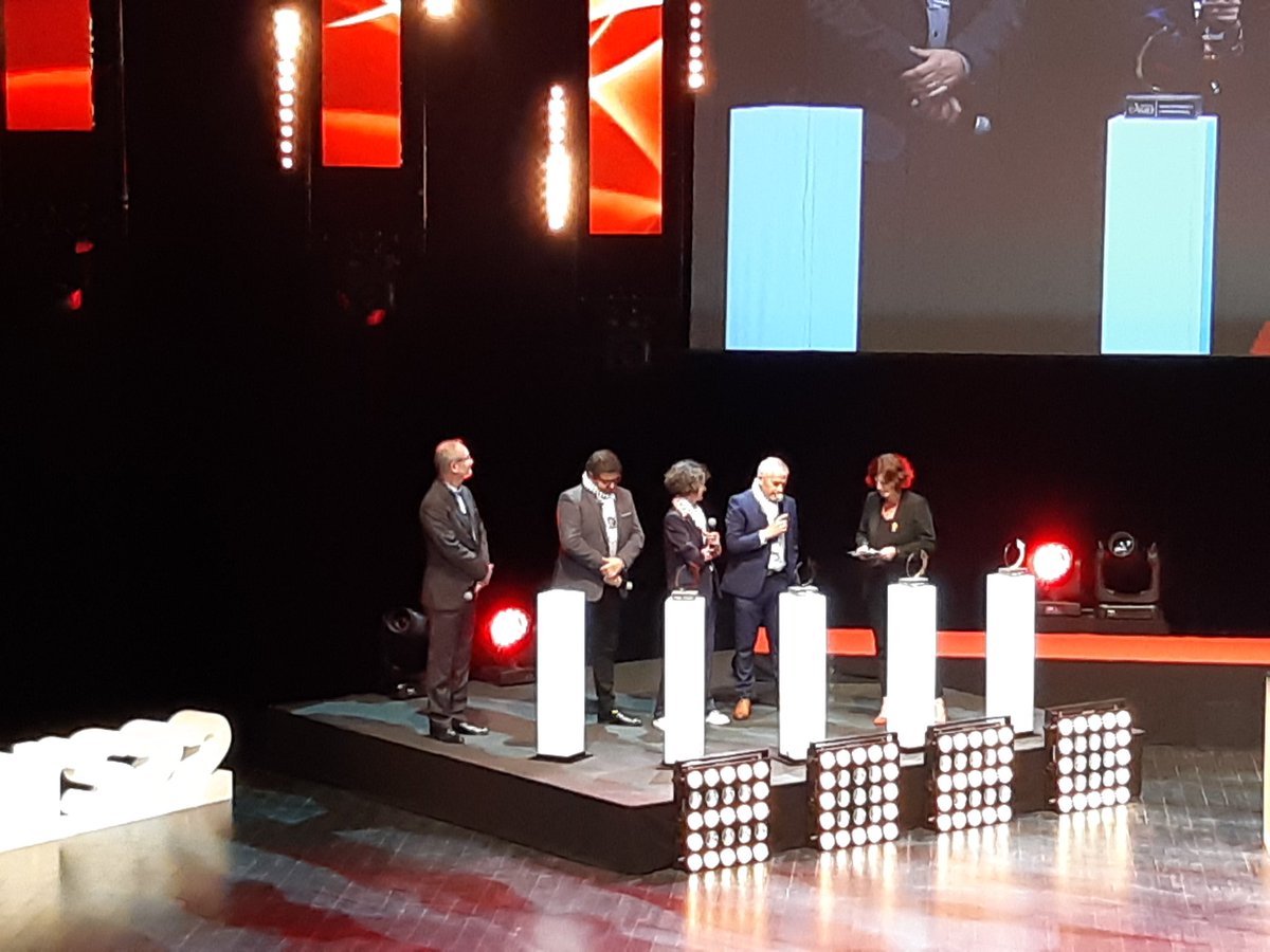 LE MONDES DES CREPES à Lamballe remporte le prix du développement international 2020 délivré par Didier STURLAN, DG <a href="/BCInter/">Bretagne Commerce International (BCI)</a> !
#Oscars22 #oscars2021 <a href="/enedis_bretagne/">Enedis en Bretagne</a> <a href="/Lesoscars22/">Oscars 22</a>
<a href="/cotesdarmor22/">cotesdarmor</a> <a href="/CA_cotesdarmor/">Crédit Agricole 22</a> <a href="/ToutVivre22/">Côtes d'Armor Destination</a> @oecbretagne