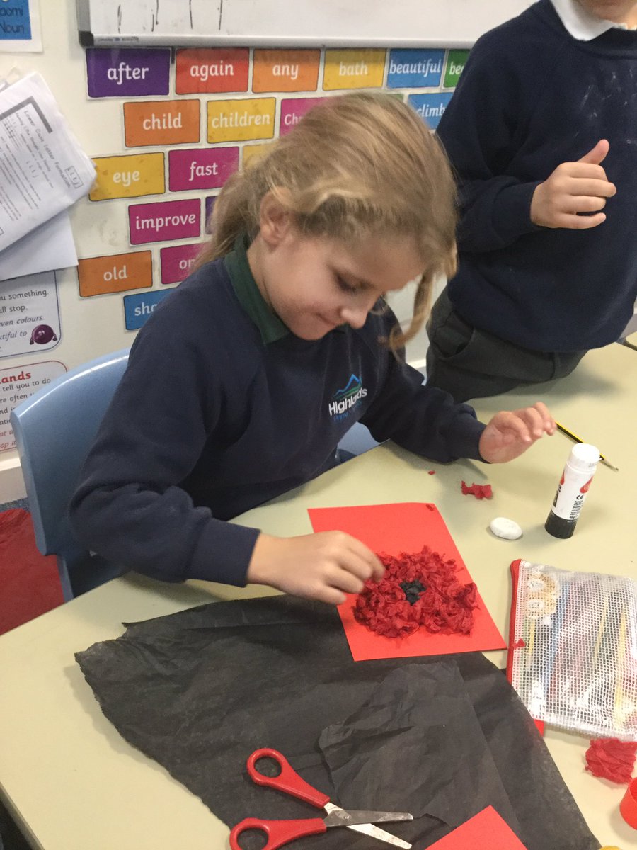 allitthighlands's tweet photo. Enjoying poppy making ready for our remembrance service https://t.co/HSVaPz7kV1