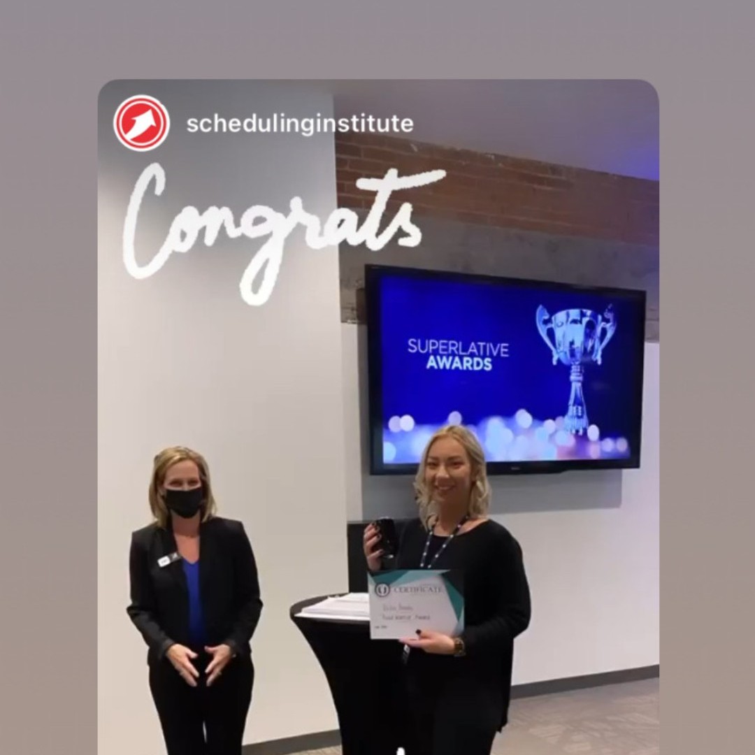 drhockel's tweet photo. Congratulations to Billie, one of our stellar Office Coordinators, recognized today at her training session at the Scheduling Institute.  Great job, Billie!  #winner #alwayslearning #schedulinginstitute #lifedentalortho #airwayfriendlysmiles https://t.co/g3jsT6l04z