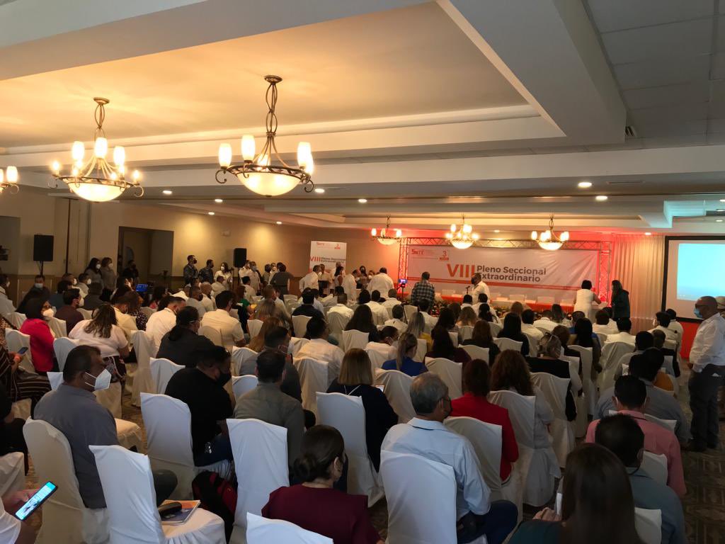 M_URESTIF's tweet photo. #TodosSomosUno 🙋‍♂️🙋‍♀️

🔴 Certeza laboral y democracia sindical, prioridades #SNTE 📚 Mtro. Alfonso Cepeda Salas 🔴 Inaugura VIII Pleno Seccional Extraordinario #Sección3 #BCS 🔴 Reto, basificar a más 2 mil docentes sudcalifornianos 👩‍🏫👨‍🏫

Nota 👉 https://t.co/XXh08WGRVa 👈 https://t.co/mBaVrQWduO