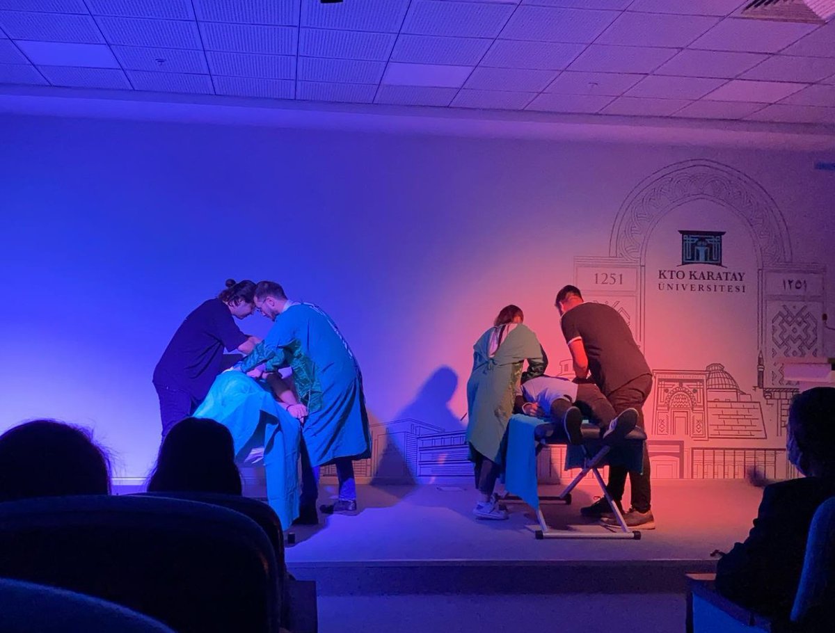 Retro Tiyatro tweet media