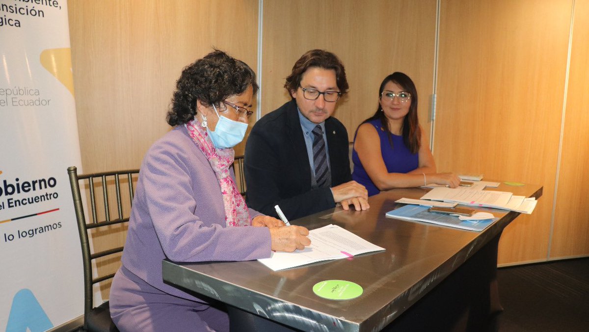 "Queremos fortalecer nuestra producción agroecológica para garantizar la sosteniblilidad de nuestros productos, por ello agradecemos al Ministerio y a FAO por permitirnos impulsar nuestro proyecto en beneficio de todas las familias ecuatorianas", Luz  Villacís, presidenta PACAT.
