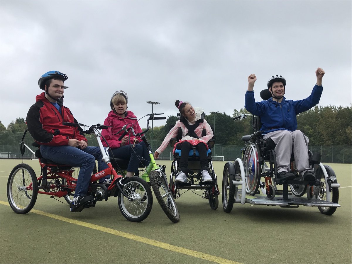 ParkrideMM's tweet photo. just finished another ‘Cycling With Confidence’ course!This was different, focus on cyclists communication skills, safety, staff knowledge of bikes & enjoyment!As staff we learnt lots doing this course! 👍 to the ‘Highfliers’ from Wolverhampton #RideAheadTogether #IncludeMeWM https://t.co/lA9HVSFzxb