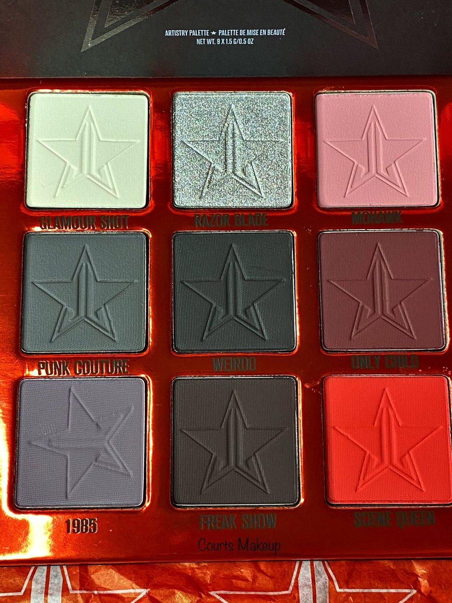 courts_makeup1's tweet photo. Weirdo palette! Soooo pretty! Mine is extra weird cause of the pan being flipped! Love it! @JeffreeStar
#jeffreestar #jeffreestarcosmetics #jsc #jeffreestarapproved #jeffreestarobsessed #jeffreestaraddict #jeffreestarcollection #makeup https://t.co/mYGtDg6llJ