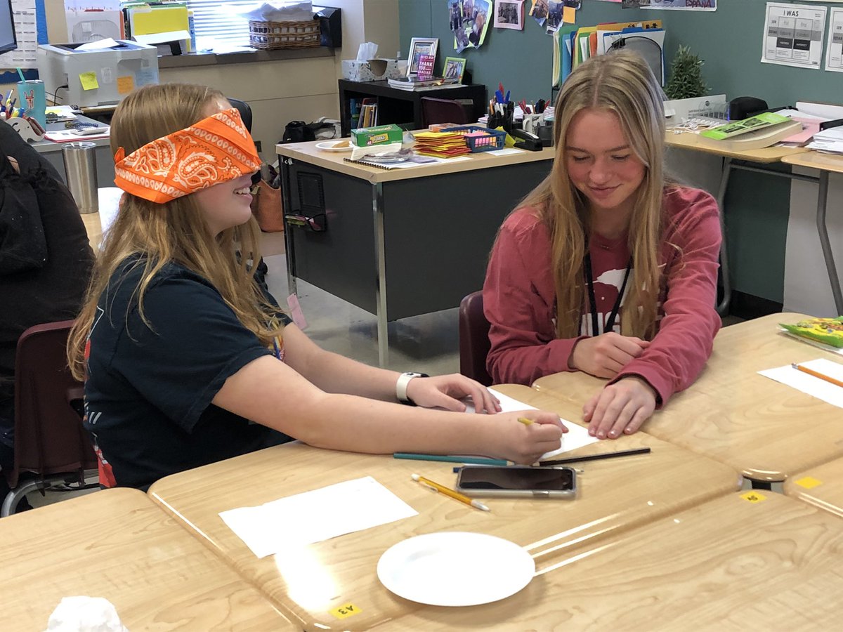 Carolyn Bracksieck tweet media