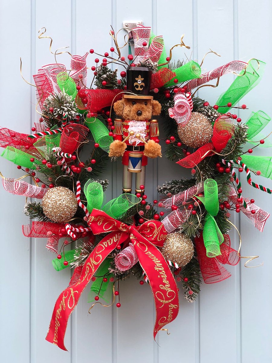 Country Living Christmas Fairs tweet media