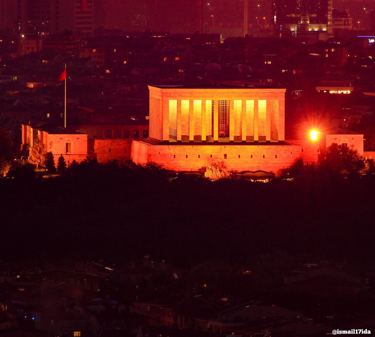 Ankara'nın Işığı 🇹🇷
#Anıtkabir #gunun_karesi #fotografheryerde  #Ankara #objektifimdenyansiyanlar #turkobjektif #benimobjektifimden #10Kasım #Atatürk