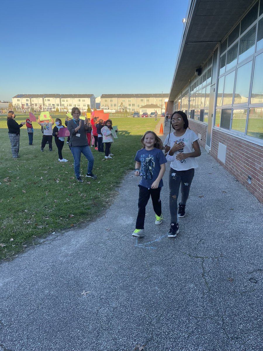 Practice 5k day! <a href="/BattleGroveES/">Battle Grove Elem. </a> <a href="/GirlsontheRunGC/">Girls on the Run of the Greater Chesapeake</a> @kristi_enriquez