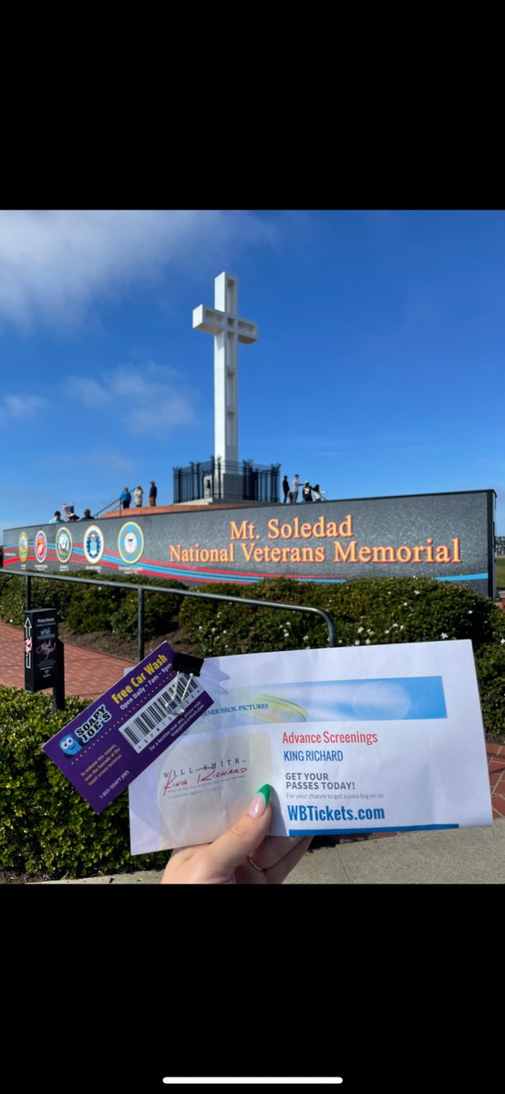 Z90Promo's tweet photo. Happy #twittertuesday! Z90 is at Mt. Soledad paying tribute to our local Veterans. Come take in the sites and win some tickets! https://t.co/Jw8TMeMMpX