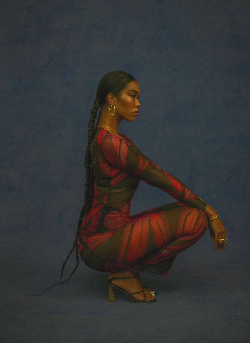 wenzok's tweet image. in the studio w/ amber mark 📸