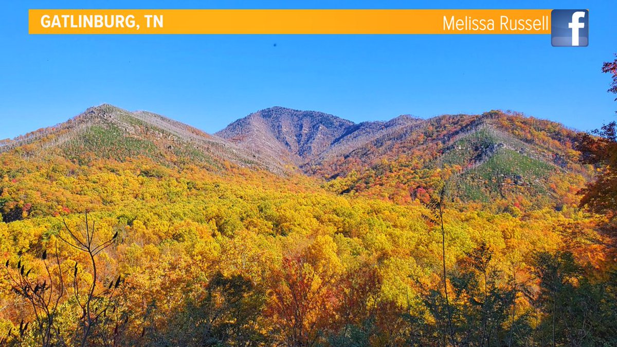 WBIRWeather's tweet photo. **CHECK IT OUT**
S T U N N I N G!!  What a view of the mountains from Gatlinburg!  Thanks Melissa for sharing! #10Weather #WBIR https://t.co/r114xpZLxB