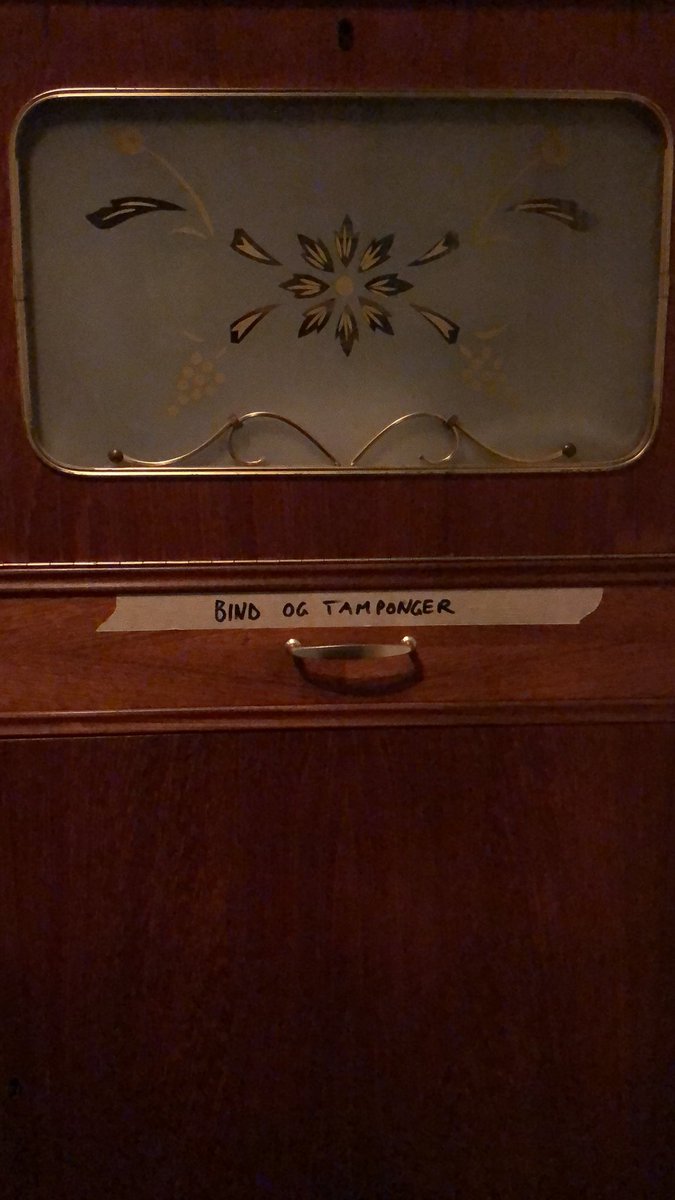 hellstromrydder's tweet image. Barer som har dette på toalettet sitt får automatisk 5 stjerner av meg #albatros