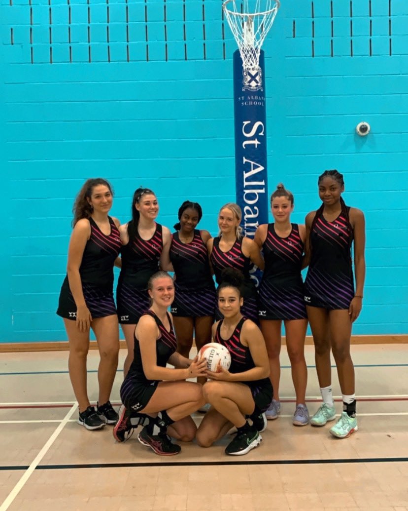 QueenswoodSport's tweet photo. ๐๐ฅUnreal Performance from the 1st VII this evening in the County League against a very tough @sashertssport. Q came from behind in the 3rd quarter to win the game 23-17 ๐๐ผ๐ฅ๐
๐ POM was awarded to Grace, CPOM Ellen & Peace #QNetball #winners https://t.co/KyURTIqhIE