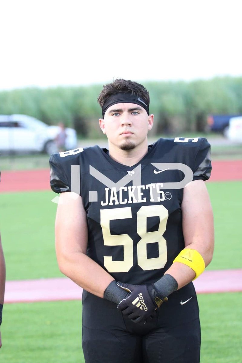 EEJacketPride's tweet photo. Tied for #1 Sack Leader, from Edcouch-Elsa HS, #58 Niko Herrera!!!
Congratulations Son! Well Earned Distinction! 🐝  💪 
@vcardenas32 #eejacketpride #edcouchelsafootball #eejacketfootball https://t.co/vDqEd0tbs6