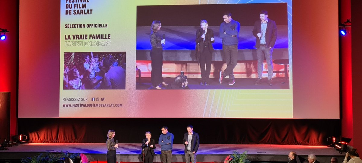 C"est parti pour le <a href="/festivalsarlat/">Festival du Film de Sarlat</a> en mode soirée d'ouverture, en présence de l'équipe du film "La vraie famille" au <a href="/CinemaRexSarlat/">Cinéma Rex de Sarlat</a>
#festivaldufilmsarlat #melanielaurent #lavraiefamille