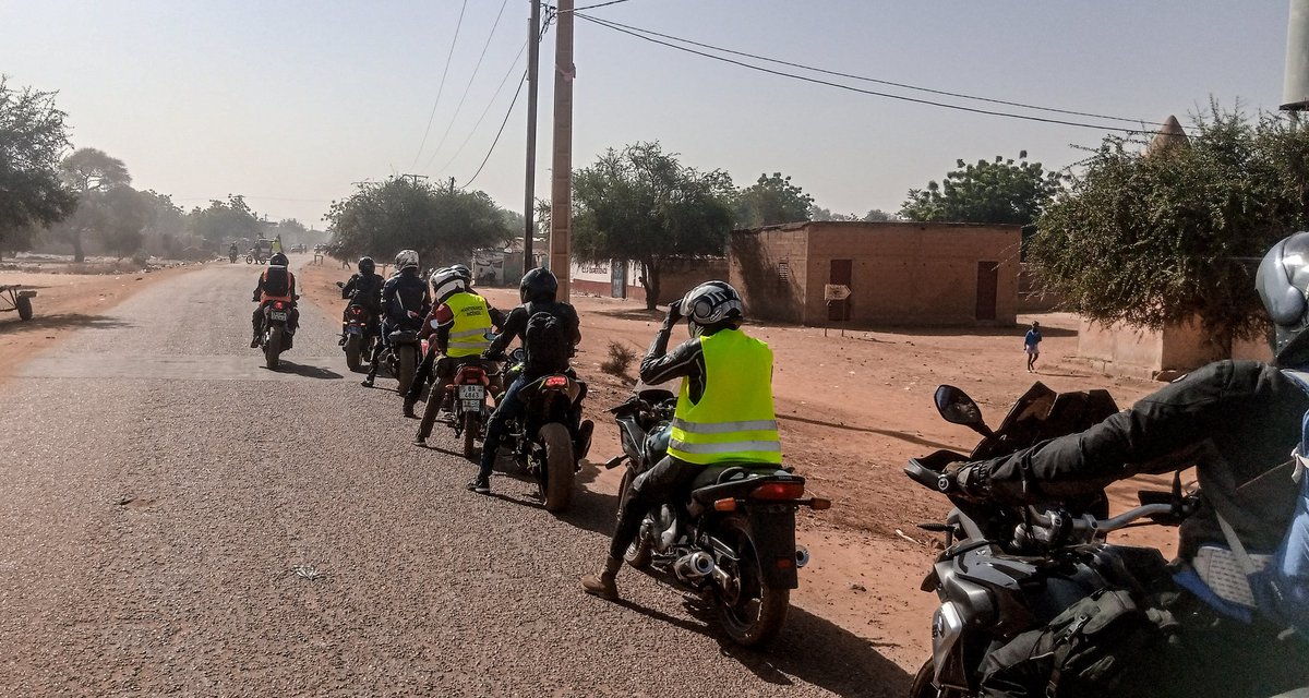 ClubKawar's tweet photo. Quoi de plus agréable que de rouler en groupe lors de longues balades 🤩?
Cependant, si certains sont habitués à ce genre de virées en camaraderie, une telle sortie peut s'avérer compliquée pour les débutants...https://t.co/OZTNvahkpr https://t.co/JdtnA8igEo