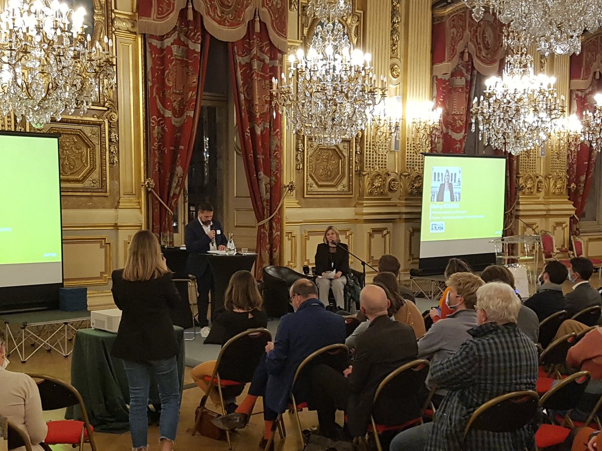 JMFriaud's tweet photo. Les grands prix de la finance solidaire #GPFS21 @AudreyHenocque vient de prendre la parole. La @villedelyon veut être en avance sur ses sujets Économie Sociale et Solidaire et obligations vertes. @Le_Progres @lemondefr @audreygarric https://t.co/Dyy7gruG6V