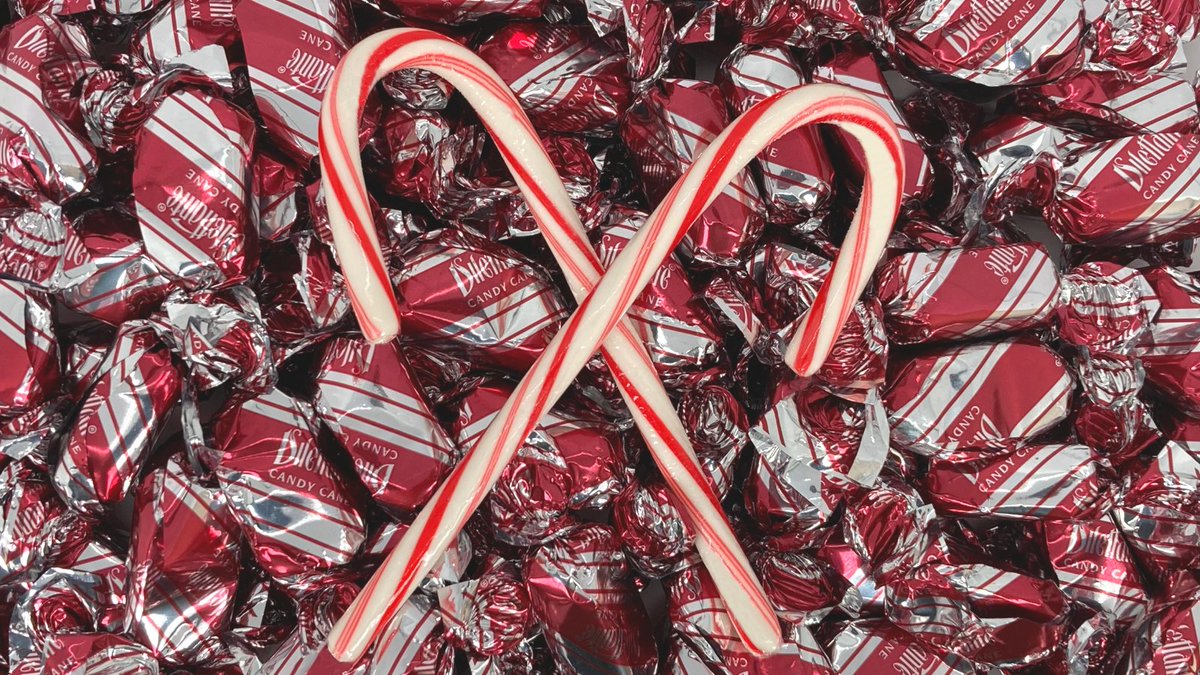 Candy Cane TruffleCremes have returned for the holiday season. These TruffleCremes are made with real candy cane pieces for a subtle crunch in every bite.

#Dilettante #DilettanteChocolates #CandyCane #Holidays #HolidayShopping #HolidayChocolate #MilkChocolate #ChocolateLovers