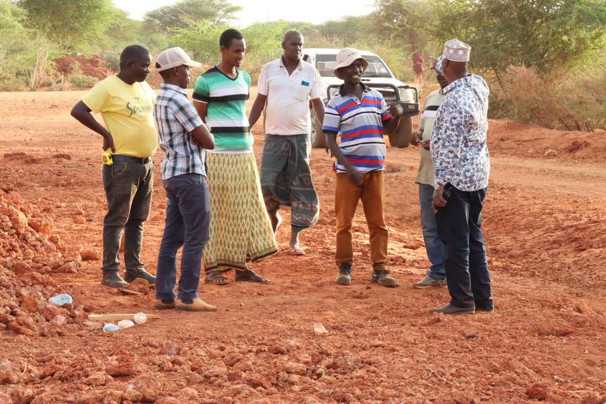 HonBashane's tweet photo. Finally, I checked on the progress of the 10km Tarbaj tarmac road,good progress has so far been achieved and asked the contractor to keep the same spirit. 

@KURAroads 

#MaendeleoMashinani https://t.co/jnkKzr7DiO
