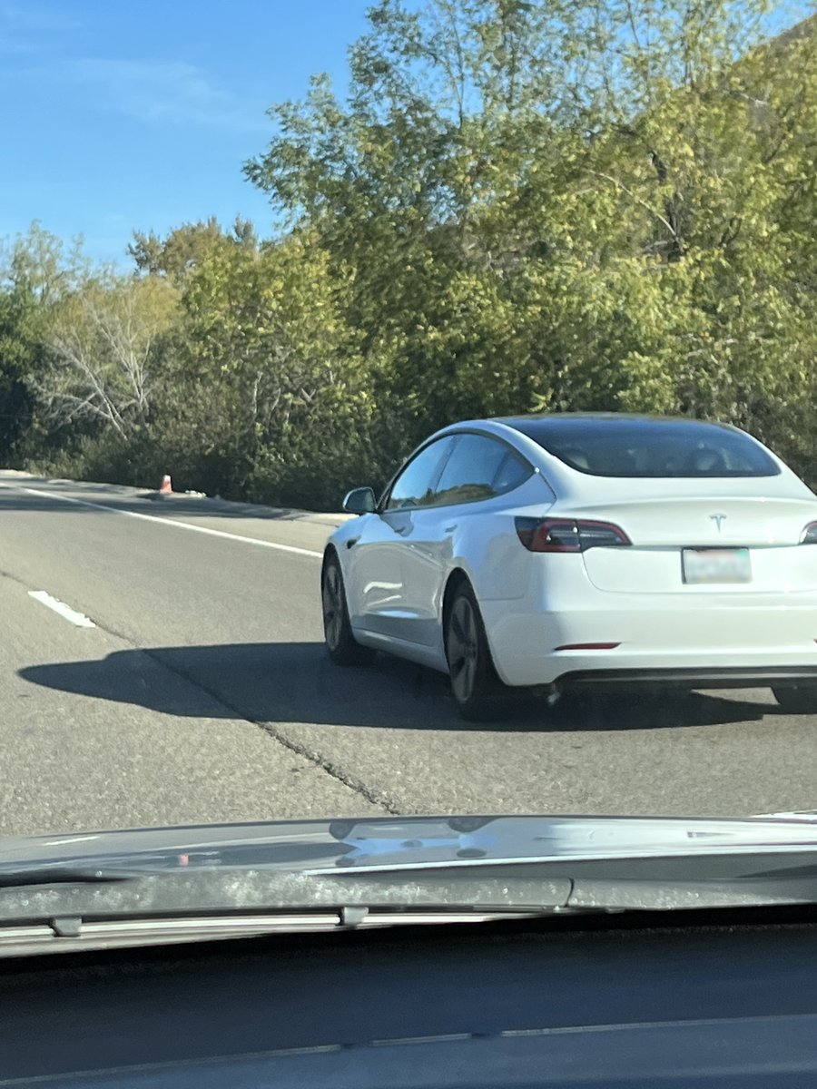 QualityTesla's tweet photo. Another proud day of raising the automotive bar 💪 #Tesla #Model3 https://t.co/TqZ3EJQYo2